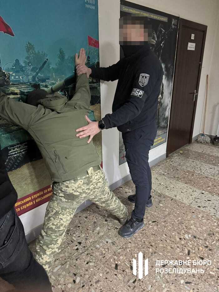 Затримання чиновника ТЦК на Закарпатті