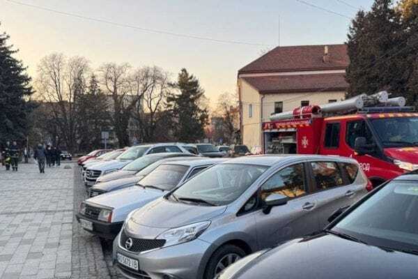 Адмінбудівля Ужгородської міської ради