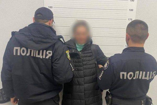 Затримання в Ужгороді грабіжниці
