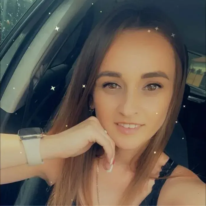 Мар'яна Оравець, яка являється начальником загального відділу Королівської селищної ради