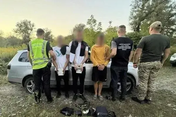 На Тячівщині викрили канал нелегального переправлення чоловіків за кордон