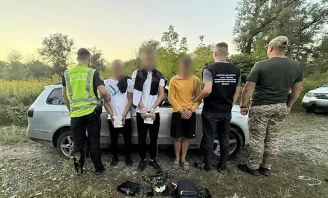 На Тячівщині викрили канал нелегального переправлення чоловіків за кордон