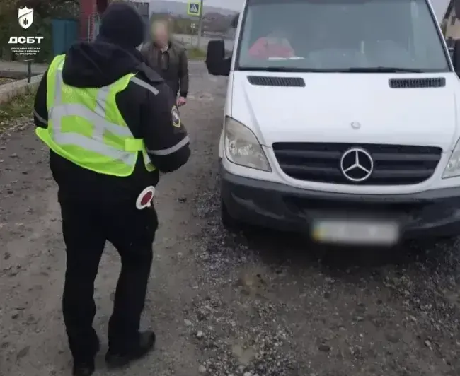 На Закарпатті правоохоронці продовжують штрафувати перевізників без ліцензій