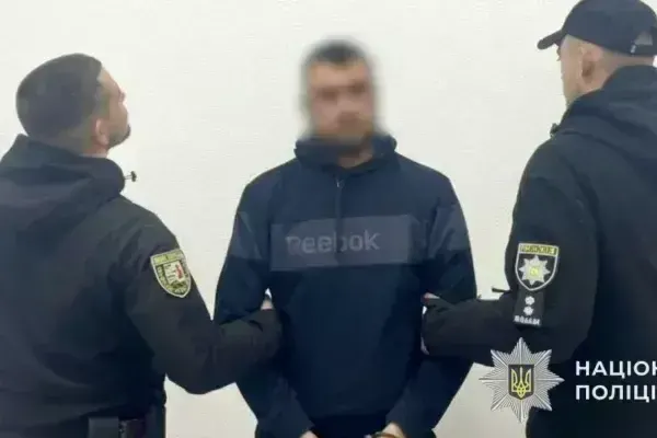На Закарпатті чоловік жорстоко побив 71-річну односельчанку: поліція вже затримала нападника