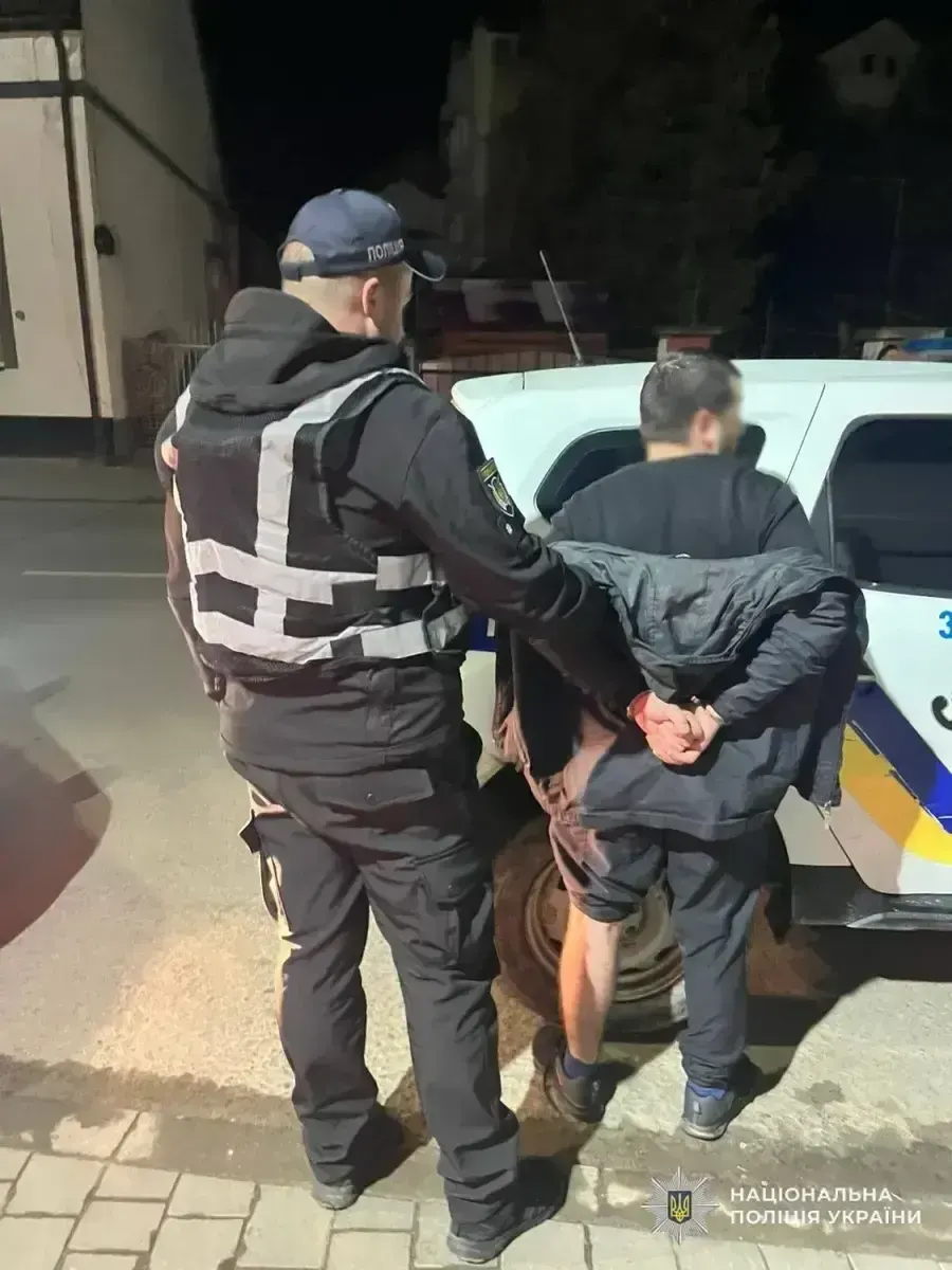 На Закарпатті чоловік напав на жінку з ножем: нападника затримали