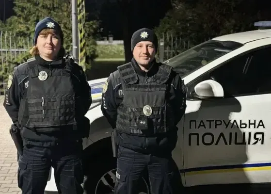 У Мукачеві патрульні розшукали зниклу жінку, яка була дезорієнтована