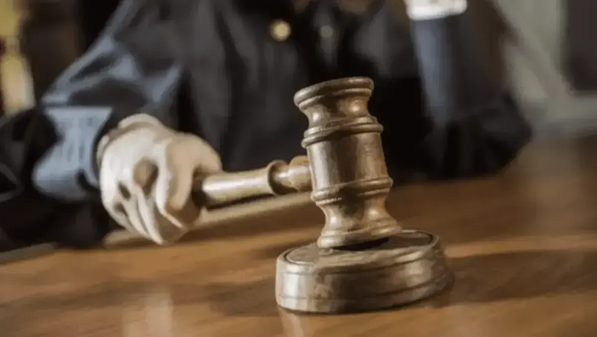Довічне для вітчима і 15 років для матері: суд на Закарпатті поставив крапку у справі про багаторічне насильство над дитиною