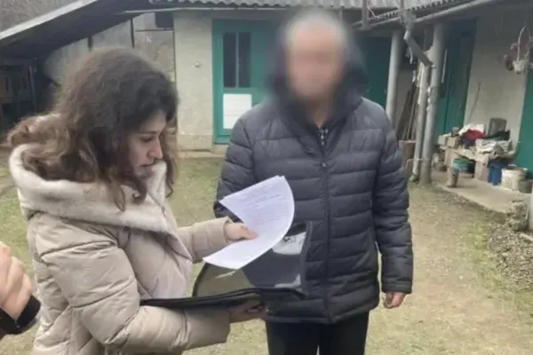 На Закарпаття власника магазину підозрюють у розбещенні 8-річної дівчинки