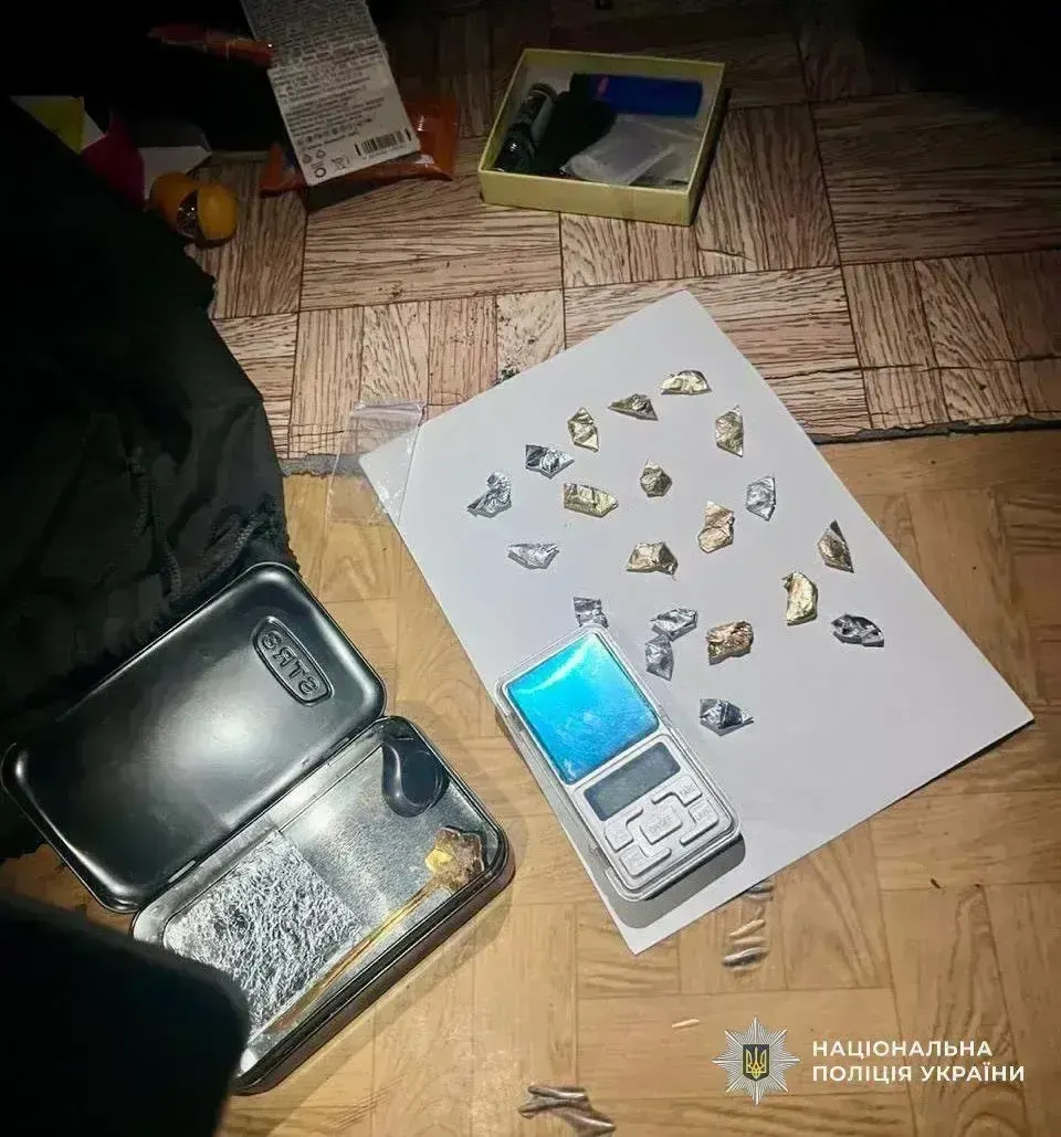 За Закарпатті поліція затримала рецидивіста, який торгував метамфетаміном