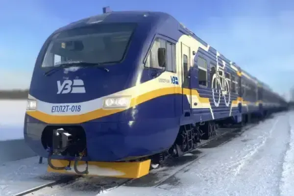 Укрзалізниця змінила розклад потягів на Закарпатті: важлива інформація для пасажирів