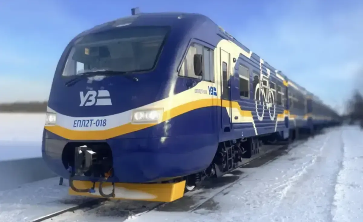Укрзалізниця змінила розклад потягів на Закарпатті: важлива інформація для пасажирів