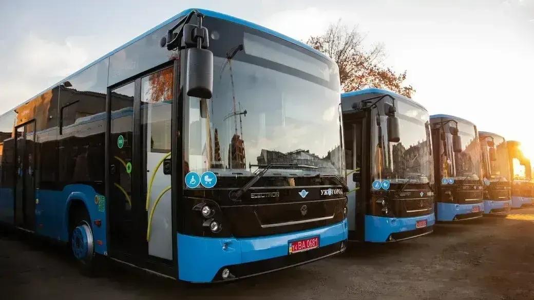 В Ужгороді тимчасово подорожчає проїзд в автобусах: нові тарифи з 16 квітня
