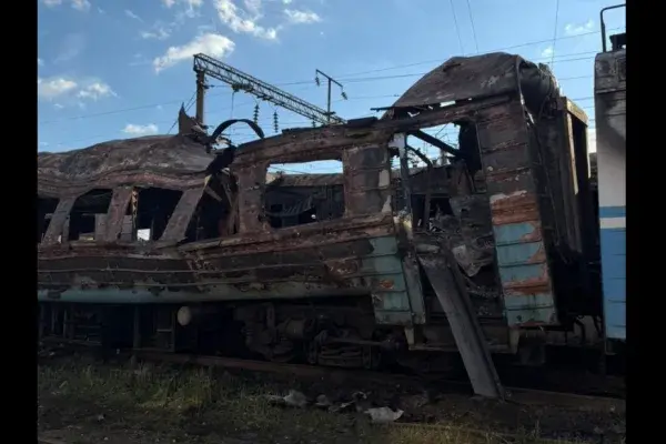 Масована атака на Україну: під ударом залізниця, є загиблі серед працівників