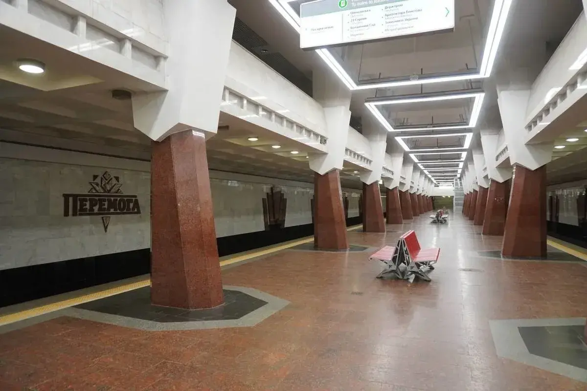 У метро Харкова впроваджують музику на станціях