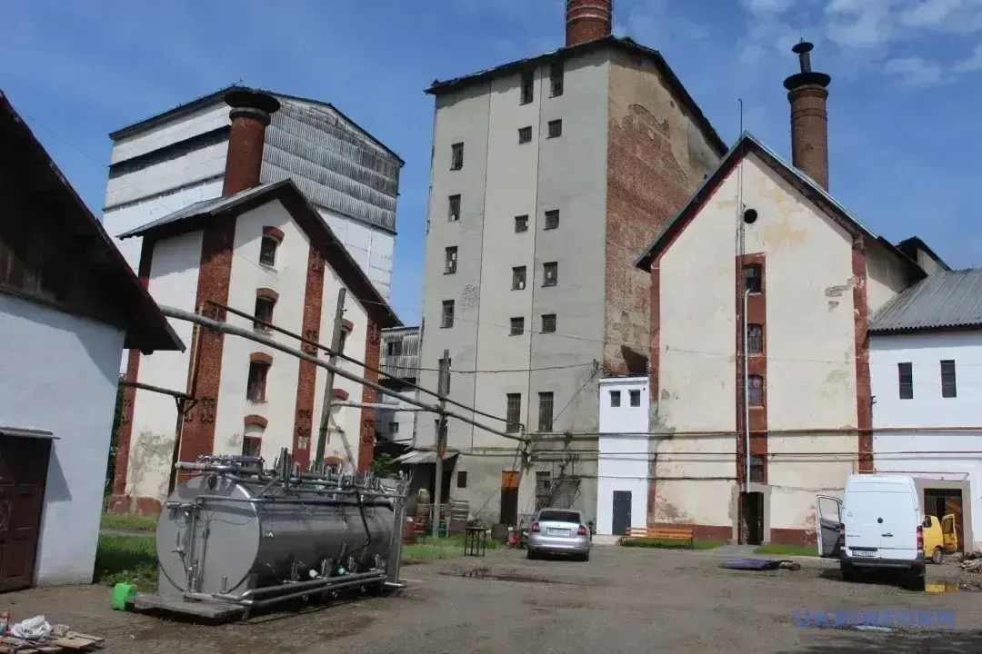 «Паланок №2»: у Мукачеві відроджують історичну промзону з унікальним палацом XVI століття
