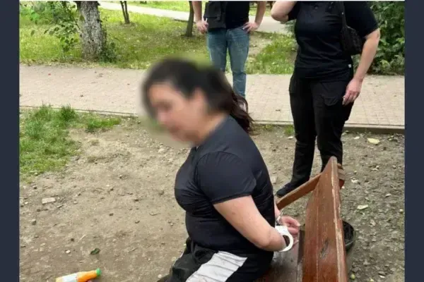 В Ужгороді затримали жінку за підозрою у торгівлі метамфетаміном