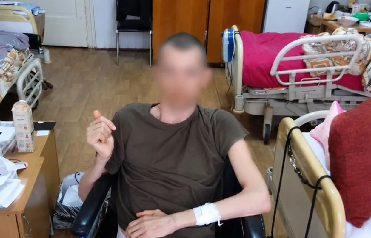 На Закарпатті з ТЦК відпустили чоловіка, який доглядає за важкопораненим братом-військовим: що відомо
